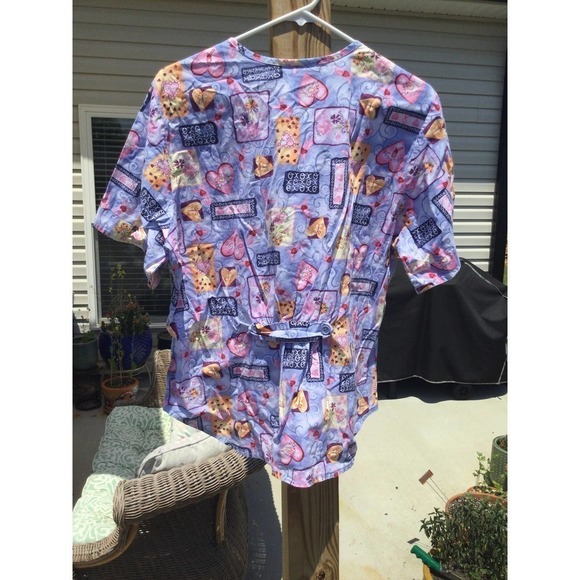 Crest cotton large scrub top womens nurse button pocket komen pink ribbon heart - Picture 5 of 13